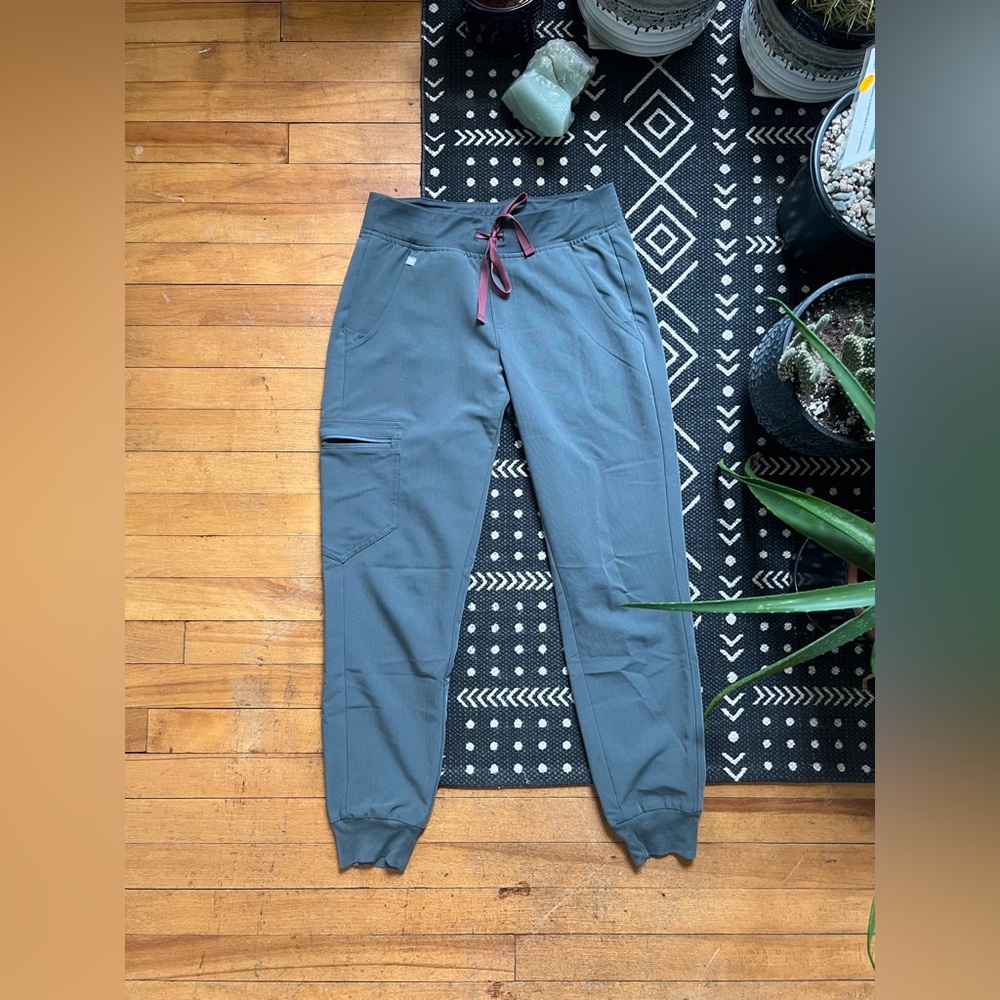 Figs Zamora Jogger Scrub Pants